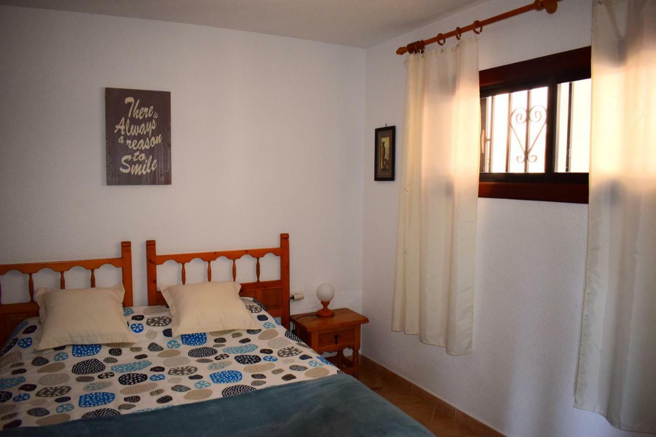Sunny Summerland Los Cristianos, Ap With City And Ocean View Los Cristianos  Eksteriør billede