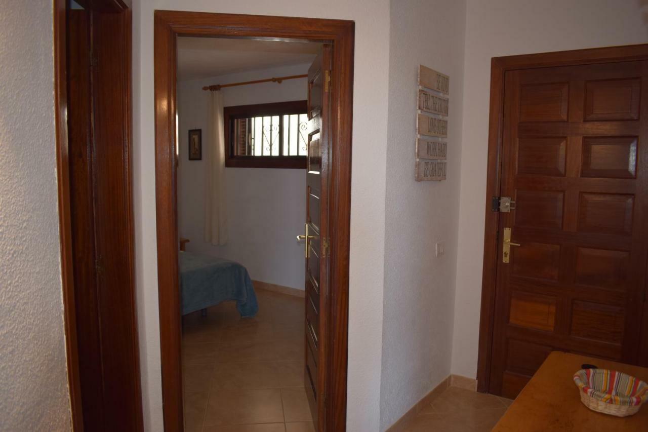 Sunny Summerland Los Cristianos, Ap With City And Ocean View Los Cristianos  Eksteriør billede